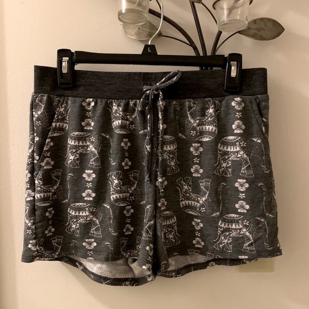 NWOT!! Tribal elephant shorts